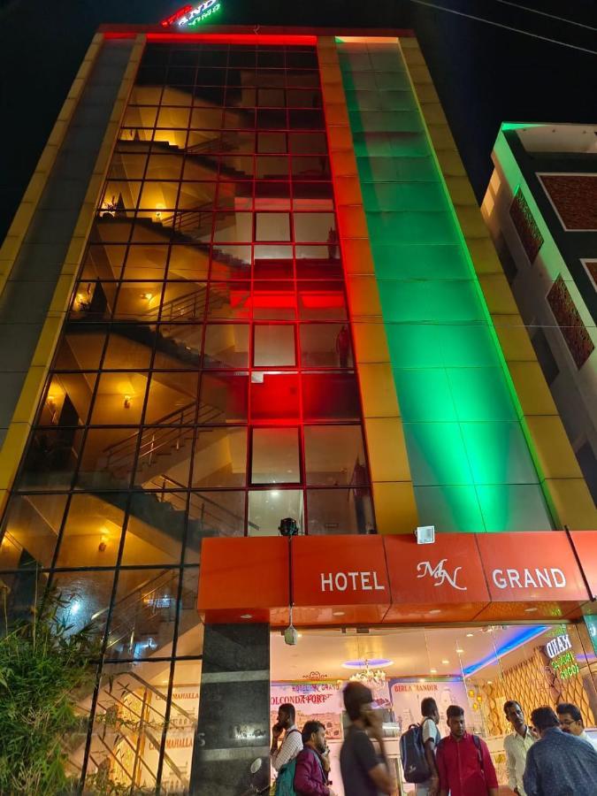 Hotel Mn Grand Shamshabad Airport Zone Hyderabad Zewnętrze zdjęcie