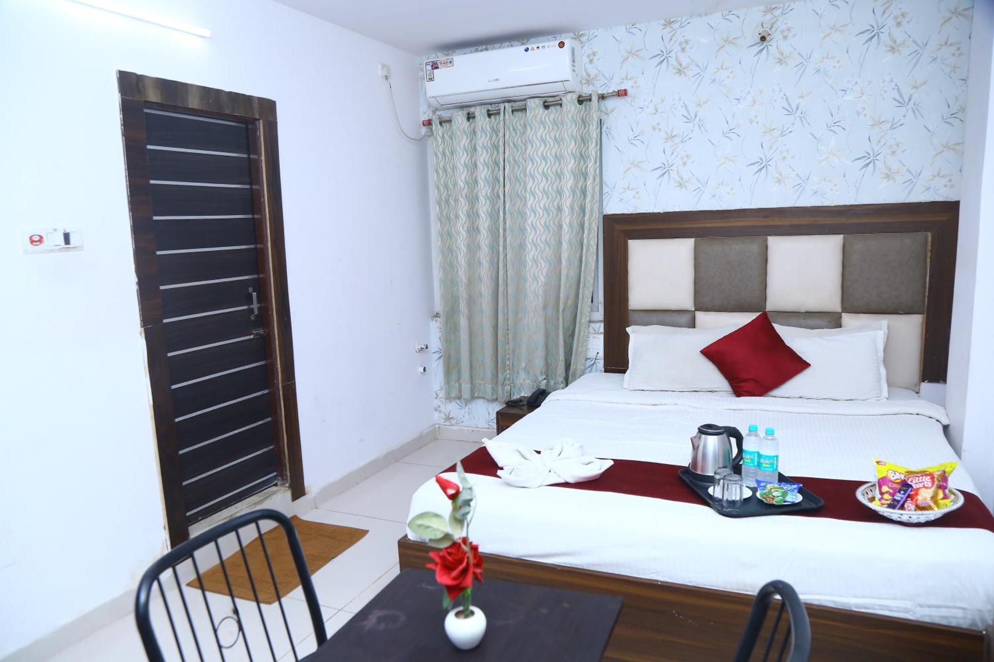 Hotel Mn Grand Shamshabad Airport Zone Hyderabad Zewnętrze zdjęcie